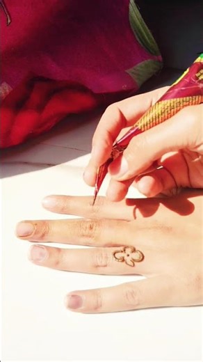 #easy and simple mehendi designs 💖💫