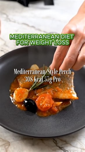 Mediterranean Diet Plan 🇺🇸 on Instagram: "Mediterranean-Style Perch Ingredients 4 perch fillets (sliced, ready to cook) 200g tomato sauce 2 fresh white onions (thinly sliced) 1 garlic clove 3 tablespoons extra virgin olive oil 2 tablespoons stale bread to taste parsley and garlic (chopped) 20 black olives (pitted) to taste dried oregano 3 anchovy fillets in oil to taste salt and pepper 50ml water #mediterraneandiet #mediterraneanpasta #healthyrecipes #easyrecipe #pastarecipe #mediterraneanfood