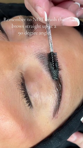Natural-Looking Brow Lamination: Tips for Styling Your Brows
