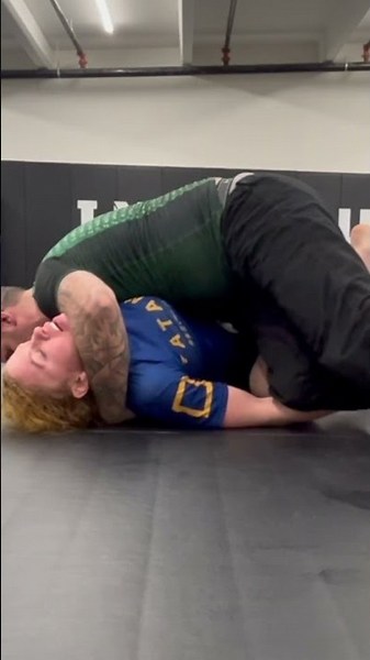 Nogi Pressure Passing - Cross Face