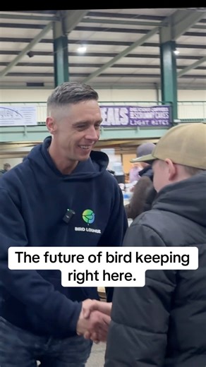 At Stafford Bird Sale I met a young bird keeper who told me he watches Bird Lounge every morning before school. He’s been keeping birds for two years, already breeding budgies, and just bought more canaries at the sale. This is exactly why youth involvement in bird keeping matters. The future of UK budgie breeding, canary breeding and exhibition birds depends on the next generation developing real passion for aviculture and responsible breeding. If we don’t encourage young bird keepers, the hobb