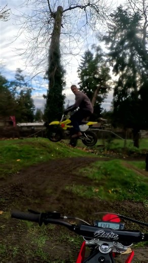 BACK YARD JUMP #drz #110 #suzuki #pnw