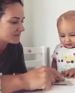 121K views · 1.3K shares | Baby learing basic sign language https://youtu.be/2Xyc6fPVkTA  https://youtu.be/2Xyc6fPVkTA  https://youtu.be/2Xyc6fPVkTA  | Deaf World | Facebook