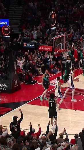 Matisse Thybulle 3 At The Buzzer! #matissethybulle #buzzerbeater #trailblazers #portlandtrailblazers