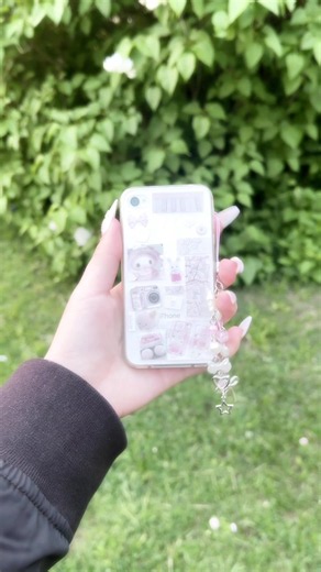 Selling a Pink iPhone 4S for 75€ on Vinted