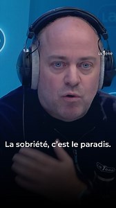 “La sobriété, c’est le paradis.” 👉 Alexandre Béhier, alcoologue, était dans Tendances Première pour déconstruire le mythe selon lequel l’abstinence serait forcément synonyme de privation. #alcoolisme #santementale #DryJanuary | La Première - RTBF
