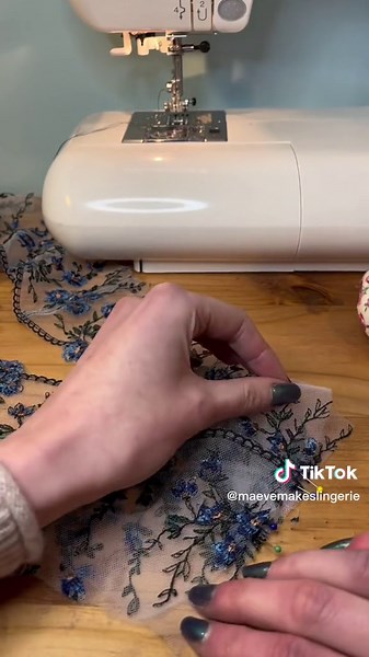 High Waist Lace Knickers Sewing Tutorial