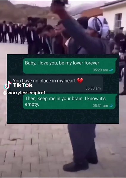 How to Text a Girl You Like for Emotional Connection