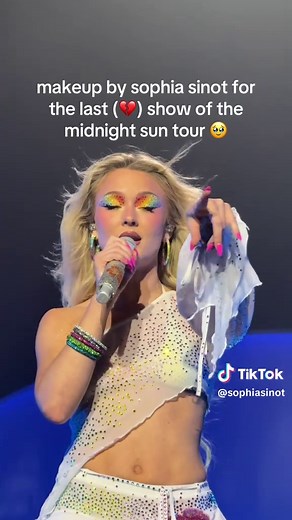 Recreating Lauren B. Brown's Midnight Sun Tour Makeup