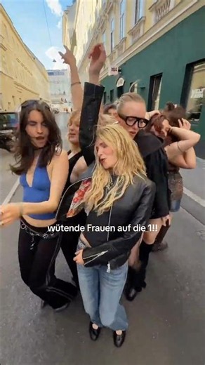 Ich hab gehört ihr braucht mal wieder ein rockigen Song? #pirouetten