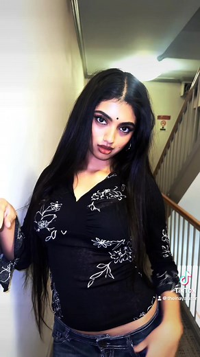 Avantika TikTok Challenge: Blonde Hair and Mean Girls Dance Break