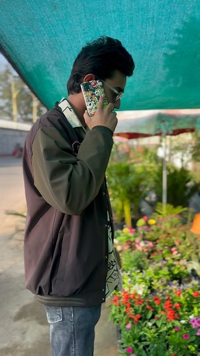 Phool hi to hare🥬🥹❤️🫶🏻 . . . . . #instagram #foryou #insta #foryoupage #viralvideos #viral #trending #instagood #love #explore #sunflower #chhattisgarh #bhanupratappurexplore #kanker | Devile Âshú