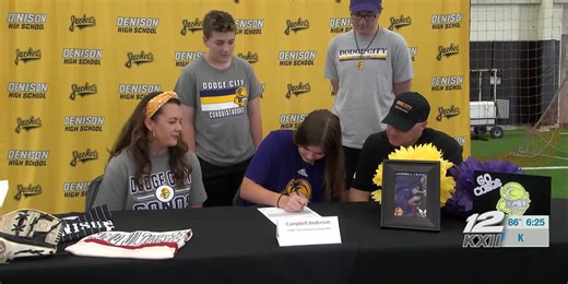 Denison's Anderson signs to play softball at Dodge City