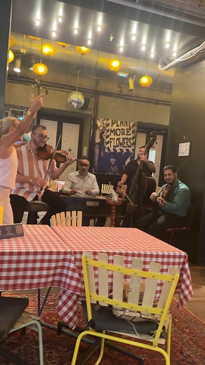 When you're absolutely inspired by culture! 😊 | Cobblestone Freeway Tours