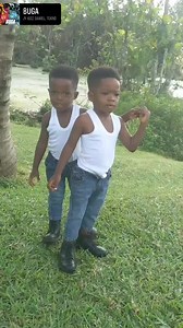 First day at school 😂🤣🤣they were crying like there's a funeral 🤣🤣from the beginning,they thought, it was a photoshoot 😂🤣go n learn..u think it's easy to be an inlaw of #kency2020 | Nänä Teä