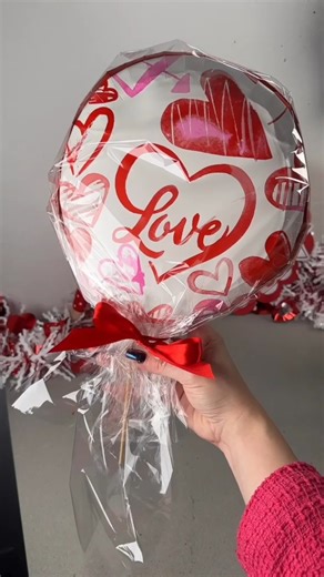 Easy DIY Valentines Gift ❤️ (produced by Kyle & Mistie) Sophia | Home Hacks & Easy Snacks