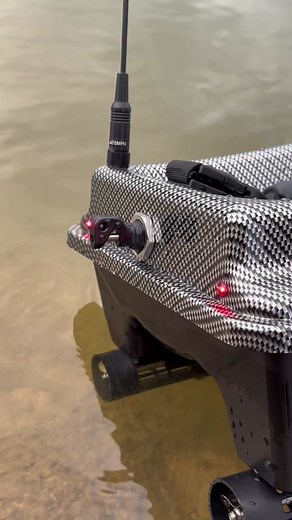 Remote Control Fishing Boat for Big Lake Fishing Adventures