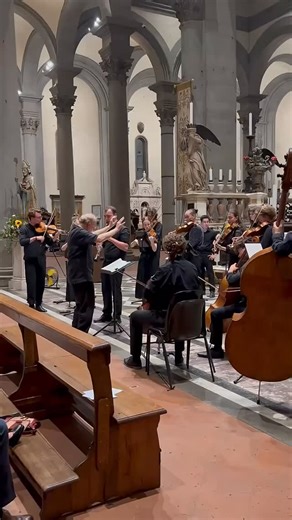 Great joy in Florence! In summer 2025, our ensemble @bellamusica.moz performed for the first time in the magnificent Basilica di Santo Spirito. What we didn’t know: Pope Leo XIV is himself an Augustinian friar, deeply connected for decades with this monastery and a close friend of Prior Pagano. This special bond shines through our Mozart performance as we strive to spotlight the unique links between spirituality, music, and human connection—the true key to world peace. 🌍🕊️ Our clarinetist Leo 