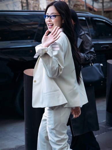 JENNIE x Calvin Klein at NYFW: A Stunning Collaboration