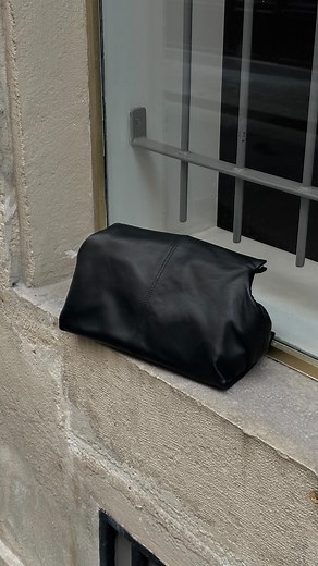 VIRGINIE M. on Instagram: "can’t wait for more fall outfits!!🫣🤎 • • • •"