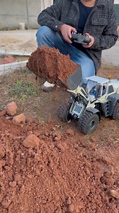 RC Wheel Loader In Action | RC Media