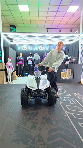 OVEX EXPLODER 1200W ⚡️ El típico regalo que no se borra 1200W eléctricos de diversión real 🔥💨😮‍💨😉 Silencioso, potente y con un diseño que enamora desde el primer segundo ! Fácil de usar, seguro y con ese punto “WOW” que no falla!! 🙌🏻 ✅ No es un juguete ✅ Es una experiencia ✅ Es una sonrisa que no se borra #motosmh #offroad #quad #quadelectrico #motos | Motos MH