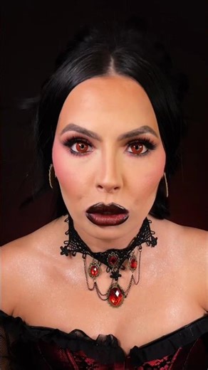 "DAY 21: VAMPIRE TRANSFORMATION 🩸 | #31DaysofHalloween"