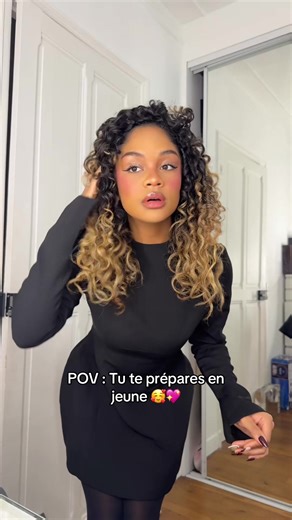 POV : je suis jeune lol 🥰💖🌸 Sérum, crème solaire et fixateur @Charlotte Tilbury Fond de teint @Makeup By Mario Anticerne et palette @Hourglass Cosmetics Blush highlighter @rimmellondon Poudre @Huda Beauty Blush poudre, palette yeux et mascara @KIKO Milano Crayon lèvres @makeupforever Gloss @NYX COSMETICS FRANCE Sèche-cheveux @L’Oréal Professionnel Contient des produits offerts #makeup #hair #skincare