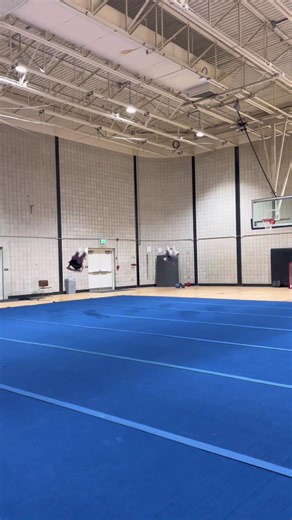 Working timing🤩 #fulls #bryantcheer #cheerleading #bryantuniversity