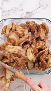 Old Fashioned Apple Crisp Recipe | Perfect for Fall 🍂
