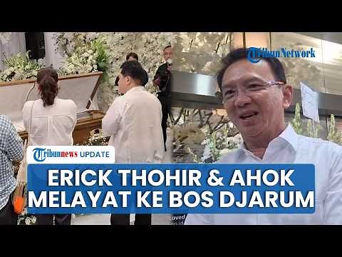 Paying their last respects, Erick Thohir and Ahok were seen paying their respects at the funeral ...