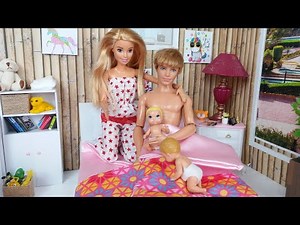 Barbie y Ken Rutina de Mañana con Dos Sus Bebes ❤️ La Vida en una Casa De Ensueño