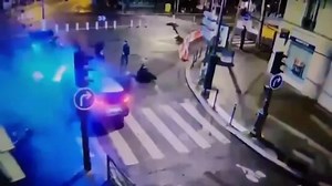 Police chase ends in multi-vehicle pile up in Paris
