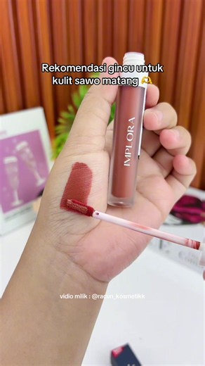 Implora Lip Velvet Shade Naive: Rekomendasi Lipstik untuk Kulit Sawo Matang