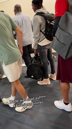 I’m just tryna board my flight!!! 🤦🏾‍♂️ #AmericanAirlines