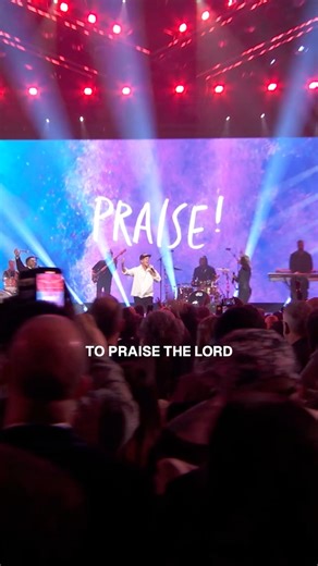 🙌 Elevation Worship brought the house down with “Praise” at the 2023 #DoveAwards. This year they’re back live on stage with two big nominations: Worship Recorded Song of the Year (I Know a Name) and Worship Album of the Year (When Wind Meets Fire). 🔥 🎟 Experience it live in Nashville on October 7. Tickets at doveawards.com #elevationworship #praise | GMA Dove Awards