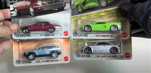 Inside the New Matchbox Case of 24 Cars: Corvette C8 Looks Great