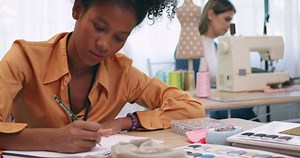 Group Young Women Learning Profession Design Stock Footage Video (100% Royalty-free) 1096613643 | Shutterstock