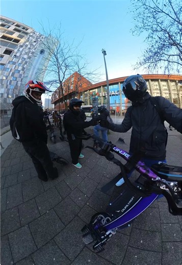 Montage vidéo débutant : moments drôles en Escooter à Luxembourg