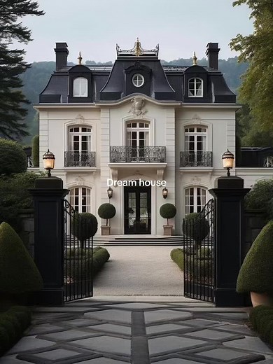 Aesthetic Old Money Mansion: Luxury Living and Timeless Architecture