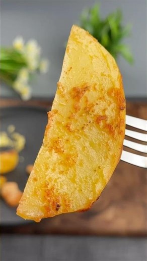 HOW TO COOK INCREDIBLE POTATOES WITH JUICY CHICKEN FILLET!