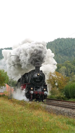 58 311 dampft richtung Villingen #dampflok #train #eisenbahn #trainspotting #railway