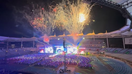 Hazel Colleen Roxas | The two days of Jin's encore finished too quickly, and now I'm missing him 💜😍🥹🤭😩🤗🥰🫣 always grateful for the opportunity, thank you Papa... | Instagram