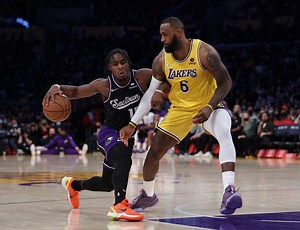 "Is there a way we can snatch this guy?" - LeBron James on LA Lakers' interest in Malik Monk last season
