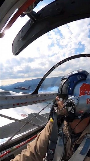 Experience the Cockpit View of the Legendary Lockheed P-38 Lightning in Flight