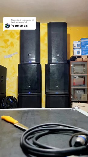 Amazing JBL PRX735 and PRX718XLF Bass Boosted Sound!