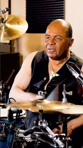 Michael Jackson’s Drummer Performs “Panama” by Van Halen