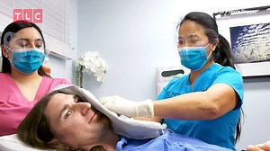 Man has chunky 'Jaw-Breaking' cyst squeezed off of his face