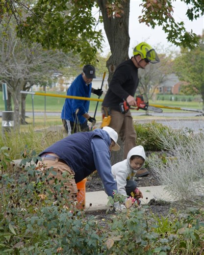 Yard work isn’t easy to tackle alone — and we’re so grateful for Pat Smith and everyone who jumped in to help during our Fall Church Clean-Up Day! 🍂 Pat faithfully leads this project every year (and yes, keeps the crew motivated with plenty of refreshments 😄). Because of your hard work, our church grounds are prepped and ready for the seasons ahead. Thank you for Making a Difference! | Christ's Church