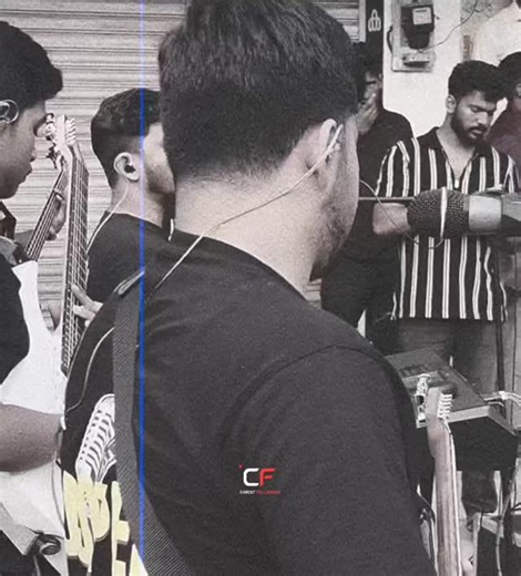 CHRIST FOLLOWERS ✝️ on Instagram: "#christaincontent #christfollowers #jesuschrist #praise #kingdommusic #praiseandworship #gospelsong"